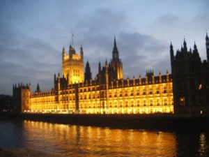 noleggio auto londra senza carta di credito