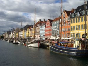 noleggiare auto senza carta di credito a copenaghen - danimarca