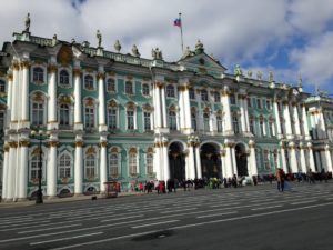 noleggio auto russia senza carta di credito