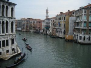 noleggio auto venezia senza carta di credito